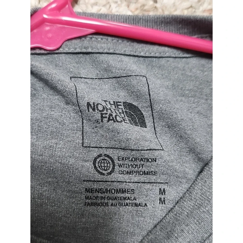 The North Face Support Your Local Campground Trail Hiking Gray‎ Men's Size M